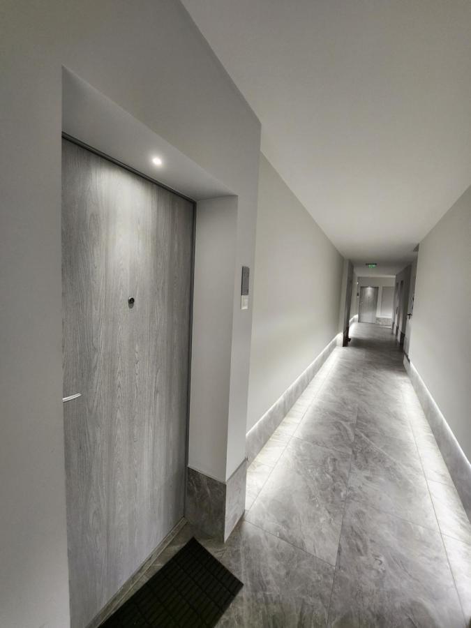 Pipera Cloud9 Apartments near Promenada Mall Bukares Bagian luar foto